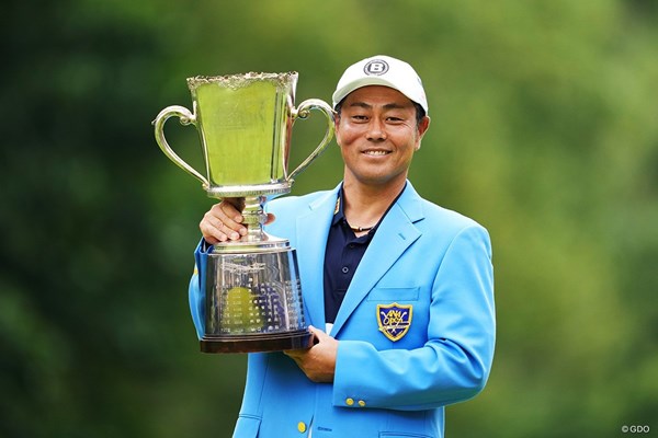 2023年 ANAオープンゴルフトーナメント  最終日 谷原秀人 谷原秀人が逆転でシーズン2勝目を飾った