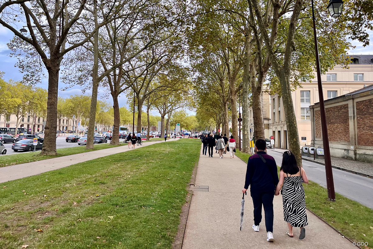 2023年 カズーオープンdeフランス 事前 パリの並木道