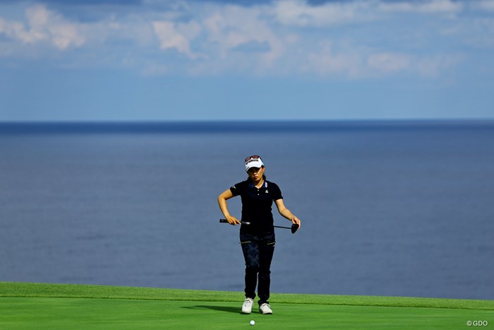 海を背に 2023年 日本女子オープンゴルフ選手権 2日目 永井花奈