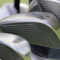 ビクトル・ホブラン用にカスタムされたソール形状を使う（GolfWRX） 2023年 サンダーソンファームズ選手権 事前 ザック・ブレア アイアン