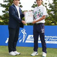 2R、3番でホールインワン、スタート前セレモニーが行われた 2023年 ACNチャンピオンシップゴルフトーナメント 3日目 田中裕基