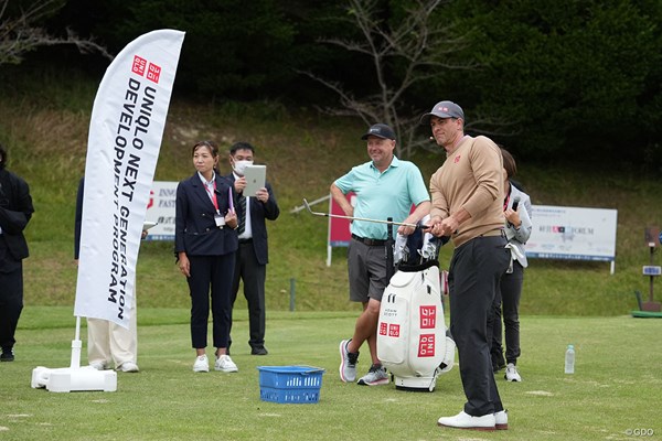 2023年 日本オープンゴルフ選手権競技 事前 アダム・スコット ジュニアとアプローチ対決