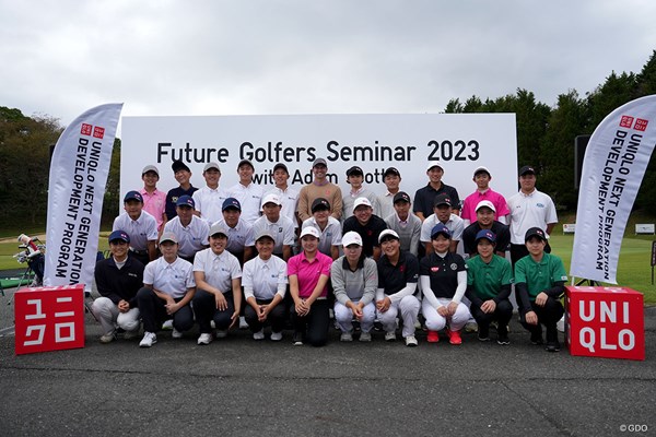 2023年 日本オープンゴルフ選手権競技 事前 アダム・スコット 最後にみんなで記念撮影