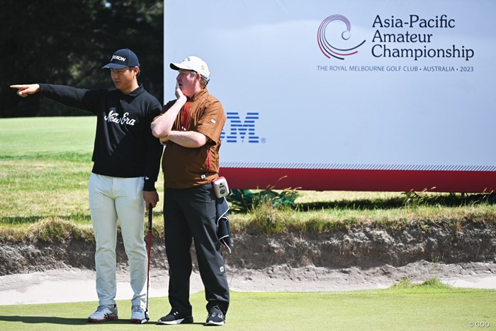 オージーのキャディとタッグ 2023年 アジアパシフィックアマチュアゴルフ選手権 事前 中野麟太朗