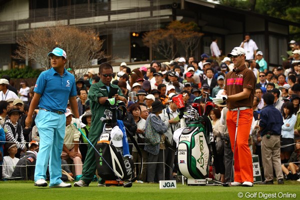 2010年 日本オープンゴルフ選手権競技 最終日 小田孔明とブレンダン・ジョーンズ 日豪飛ばし屋対決！意識しすぎたのか、2人とも大崩れ。
