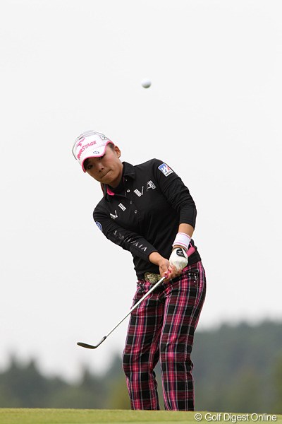 2010年 富士通レディース 最終日 有村智恵