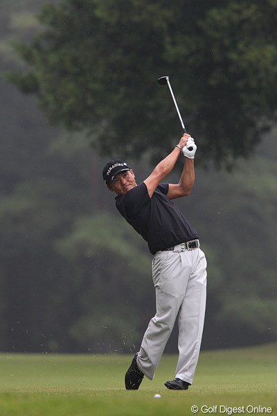2010年 ブリヂストンオープンゴルフトーナメント 初日 丸山茂樹 父親のアドバイスが早くも奏功し、好スタートへと繋げた丸山茂樹
