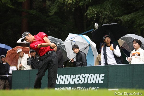 2010年 ブリヂストンオープンゴルフトーナメント 初日 池田勇太 この大会のホステスプロです。