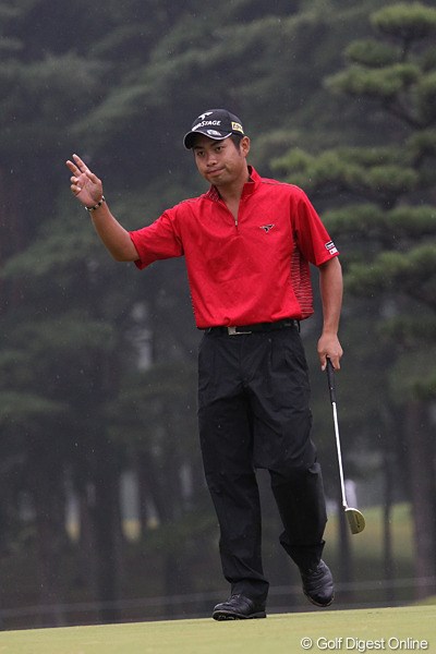 2010年 ブリヂストンオープンゴルフトーナメント 初日 池田勇太 連覇に向けてトップと1打差の2位タイ、明日も期待。