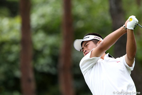 2010年 ブリヂストンオープンゴルフトーナメント 2日目 池田勇太 ホステスプロとしてのゴルフを魅せる若大将。
