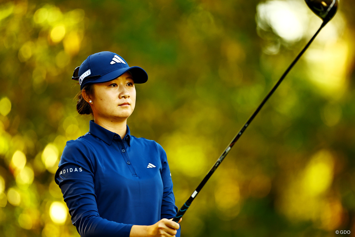 山下美夢有と申ジエは年間女王へそろって4位発進 首位に森田遥【国内