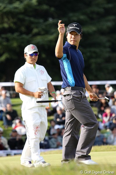 2010年 ブリヂストンオープンゴルフトーナメント 3日目 チョ・ミンギュ 最終18番で「アリガトウ。」9アンダー、12位タイ。
