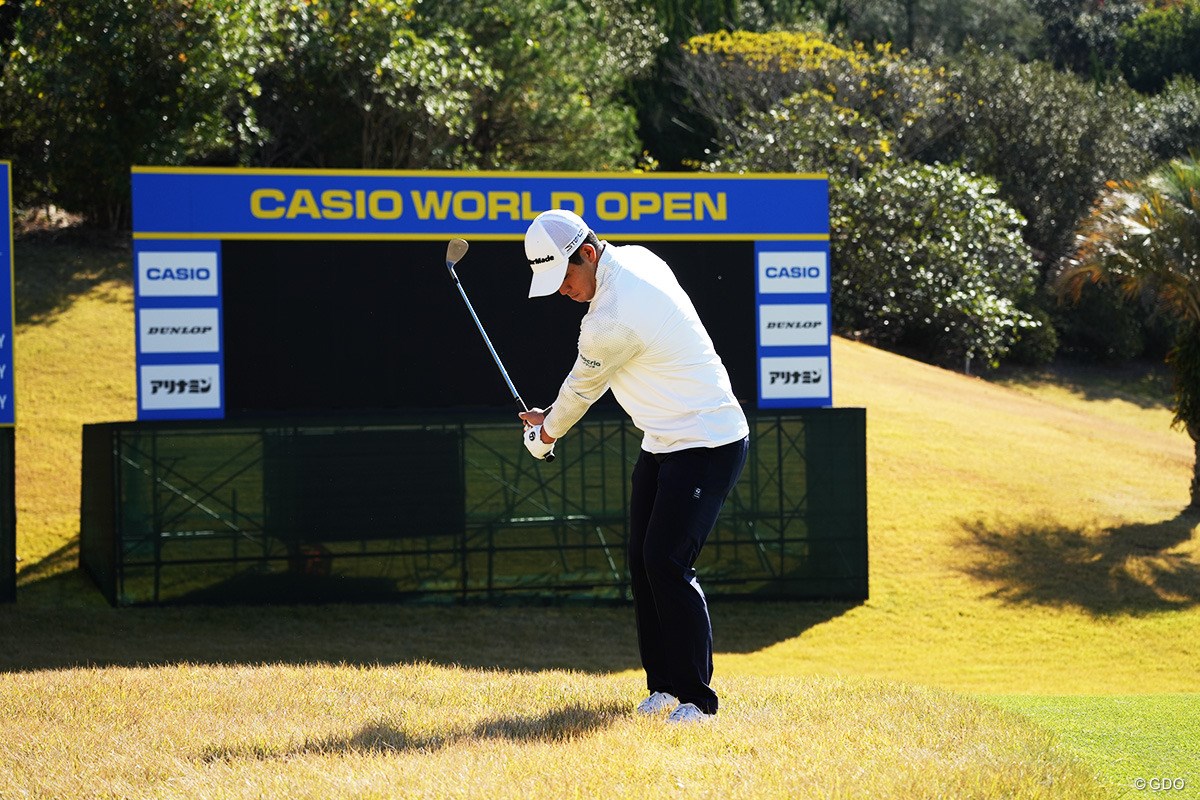 2023年 カシオワールドオープンゴルフトーナメント 中島啓太 クラブがアップライトに上がる