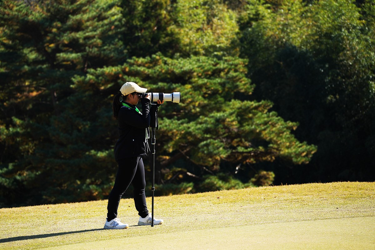 「もし女子プロが男子ツアーの写真を撮ったら…？」フォトグラファー／阿部未悠