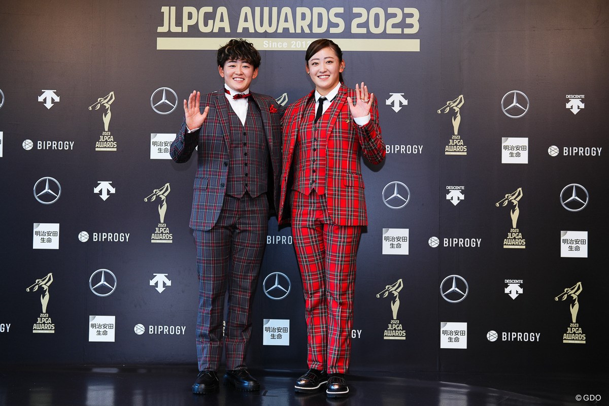 2023年 JLPGAアワード 岩井明愛 岩井千怜