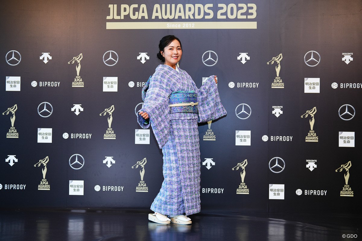 2023年 JLPGAアワード 青木瀬令奈