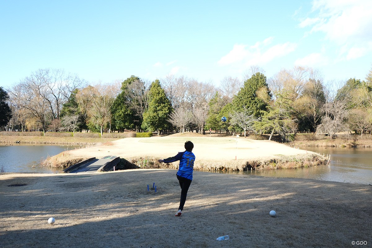 「フットゴルフ」ならJリーガーに勝てるかも！？記者が初体験ルポ 