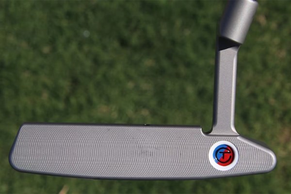 2024年 ザ・セントリー トム・キム フェースにも韓国国旗をリミックスしたTマークのロゴ（提供：GolfWRX）