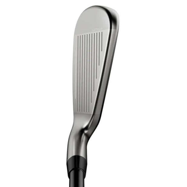 コブラ DARKSPEED（ダークスピード）アイアン ウィメンズの試打