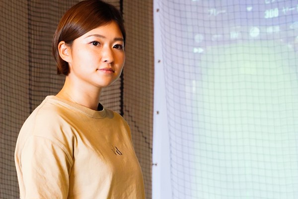2024年 平井亜実 石川県出身の女子プロゴルファー平井亜実。被災地の情報にもどかしさも抱えている