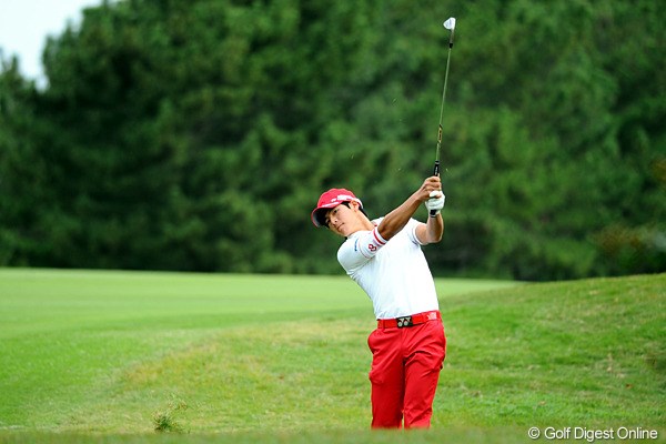 2010年 マイナビABCチャンピオンシップゴルフトーナメント 最終日 石川遼 打倒キョンテを目標にスタートした遼君。前半だけで2打縮める猛追をみせたぞ！2位