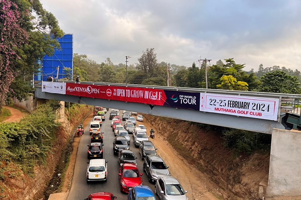 2024年 マジカル ケニアオープン ケニアの街並み 渋滞してます
