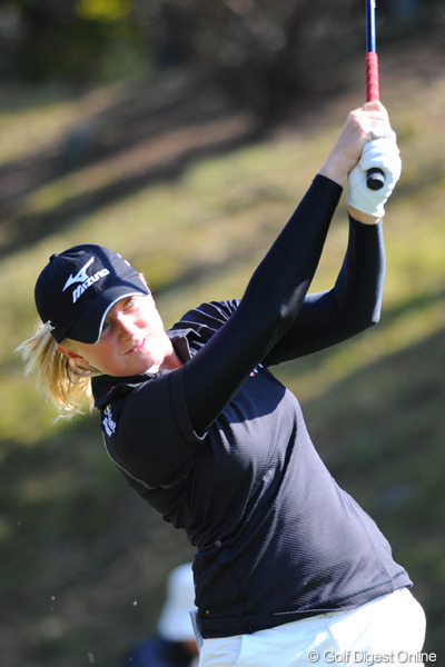 病の克服と支援・・・ステーシー・ルイスの生きる道