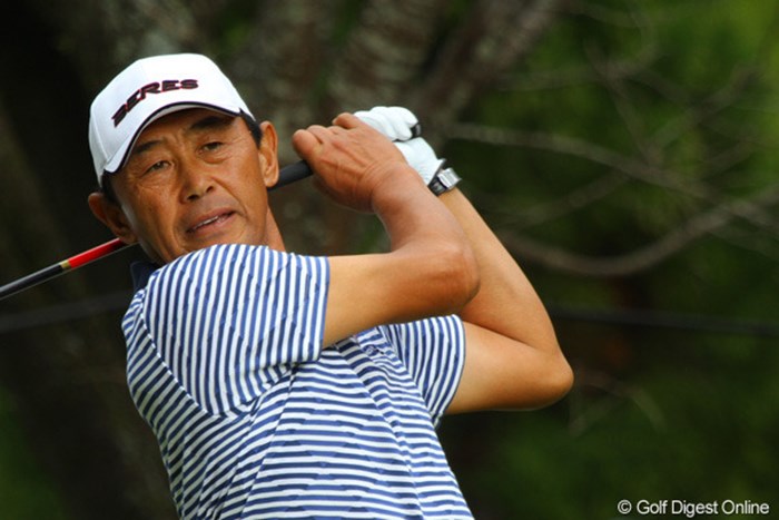 2バーディ、1ボギーと堅実なゴルフを見せた高橋勝成 2010年 富士フイルムシニアチャンピオンシップ 最終日 高橋勝成