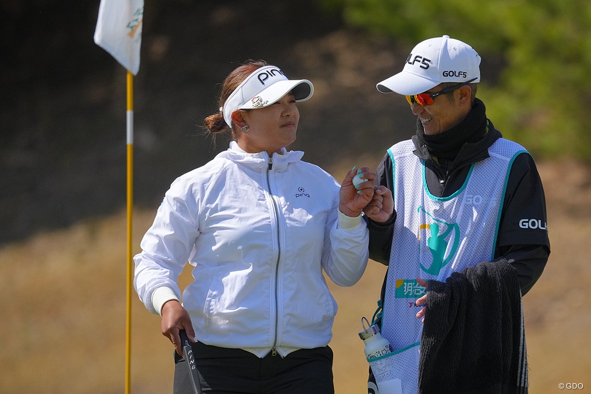 2024年 明治安田レディス ヨコハマタイヤゴルフトーナメント 3日目 鈴木愛