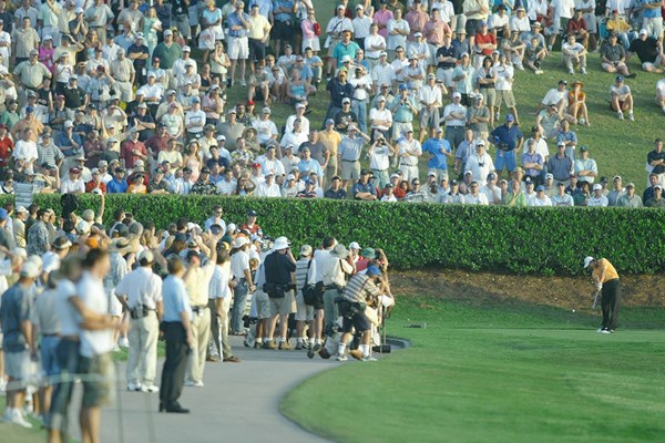 ファンの視線を独占した2004年大会（Getty Images)