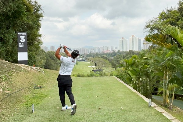 2024年 LIVゴルフ・香港 香妻陣一朗 アップダウンの多いコース