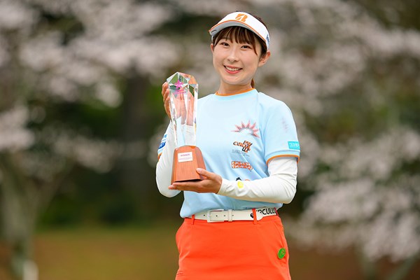 2024年 YANMAR HANASAKA Ladies Golf Tournament 最終日 永嶋花音 永嶋花音がプレーオフを制した（Yoshimasa Nakano/JLPGA via Getty Images）