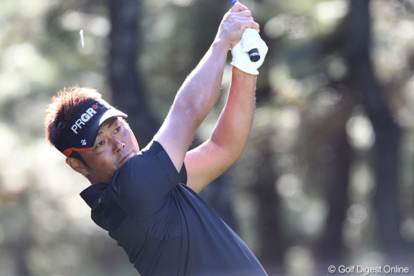 谷原が単独首位！石川遼はまさかの大ブレーキ！