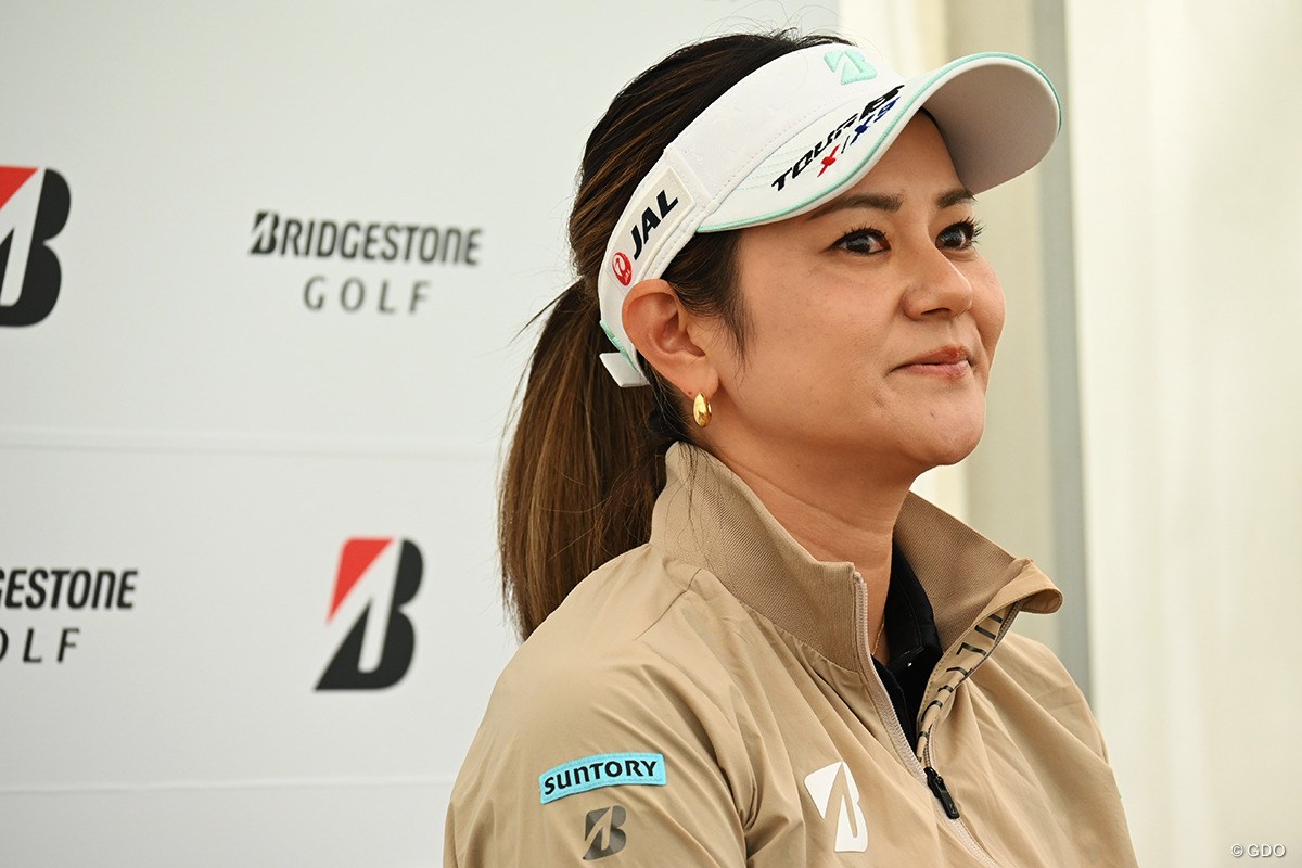 宮里藍 