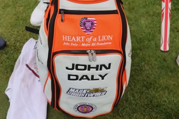 ジョン・デーリーのキャディバッグ(GolfWRX) 2024年 全米プロゴルフ選手権 事前 ジョン・デーリーのキャディバッグ