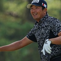 ティショットが良かったのか満面の笑みを見せる 2024年 関西オープンゴルフ選手権競技 初日 永野竜太郎