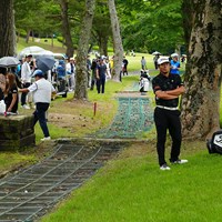 ティショットを曲げて金網に「困った」 2024年 関西オープンゴルフ選手権競技 最終日 幡地隆寛