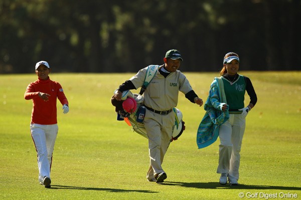 2010年 LPGAツアーチャンピオンシップリコーカップ 2日目 横峯さくらと有村智恵