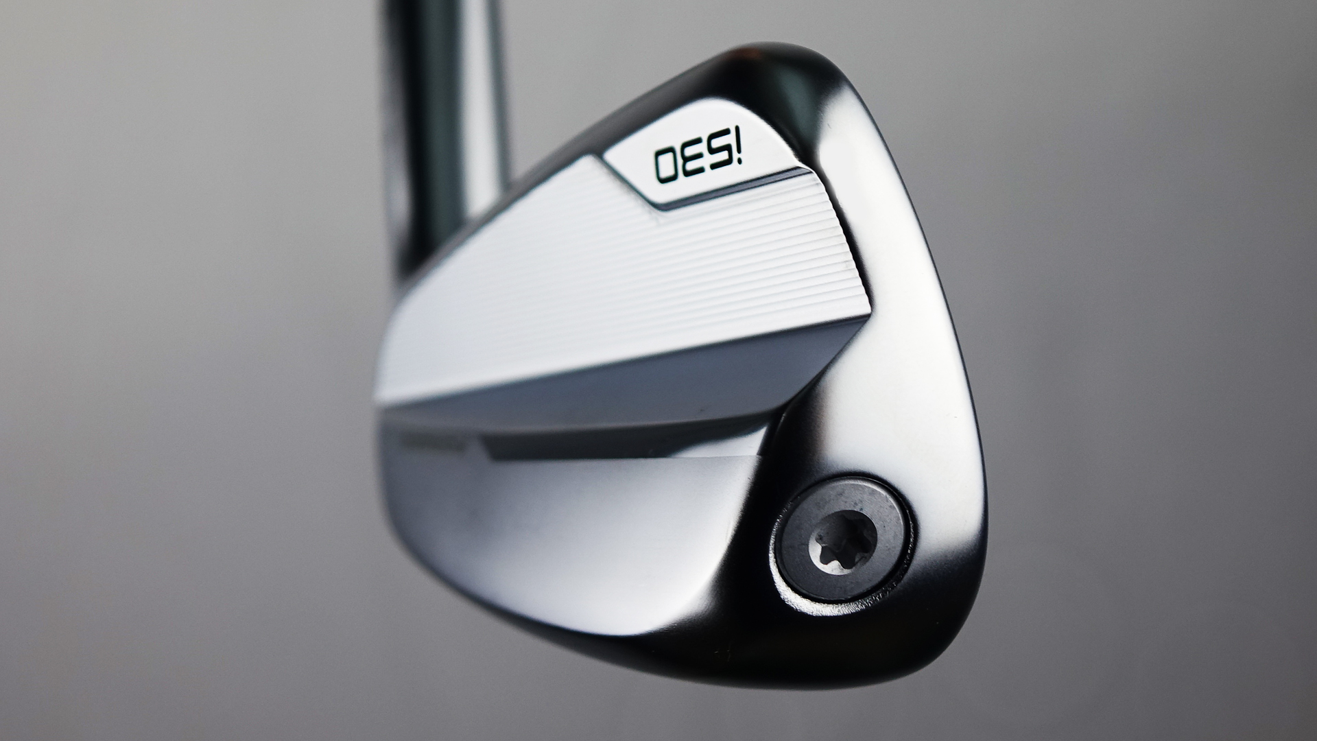 ピン i530 アイアンを筒康博が試打「ロフトが立っていても打ち出しは