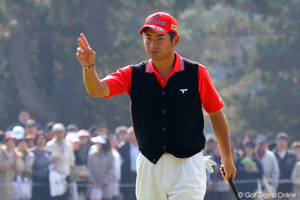 2010年 ゴルフ日本シリーズJTカップ 初日 池田勇太 7バーディを奪い単独首位に立ち逆転賞金王への期待が高まる