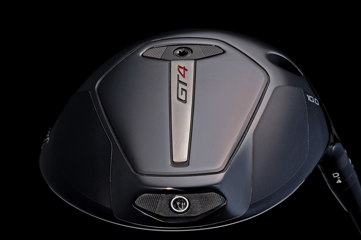 ダウンスイングから加速する超ロースピンモデル タイトリスト「GT4