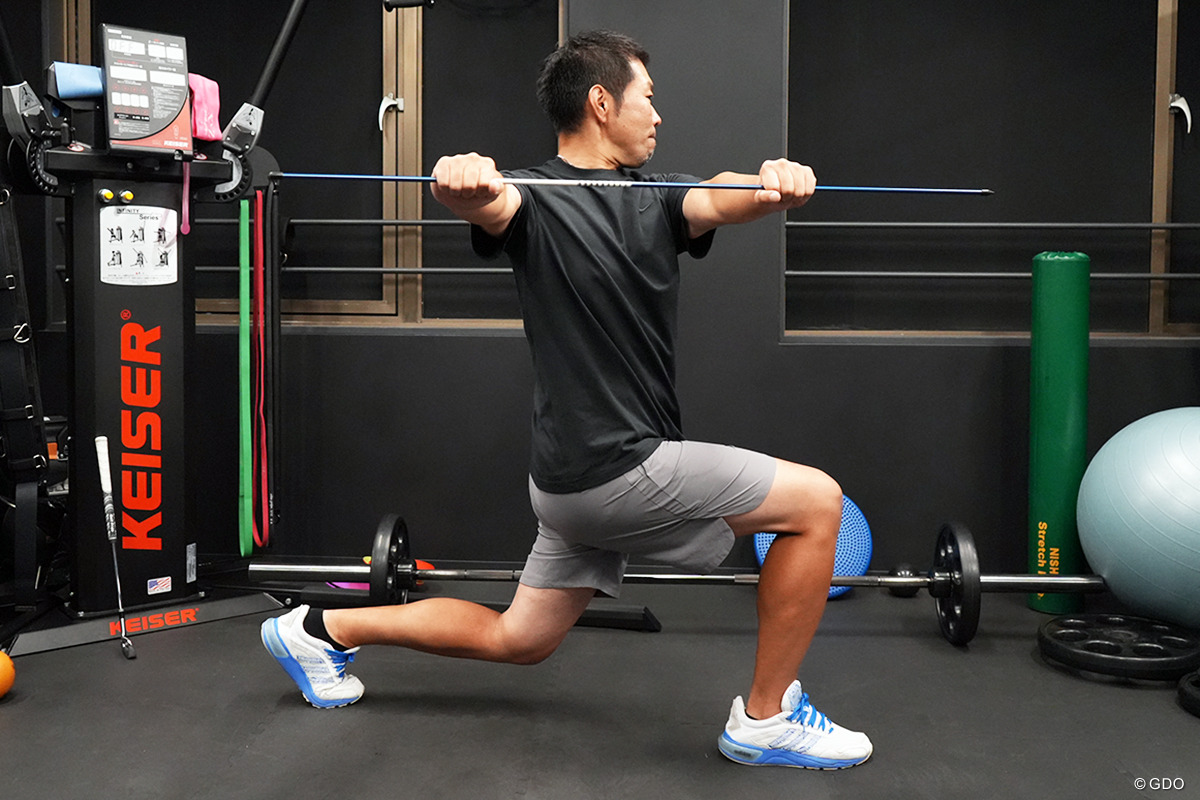 ネジネジネジ…ヴ～！体全体をまるで「雑巾しぼり」／鈴木愛のトレーニングをご自宅で vol.5