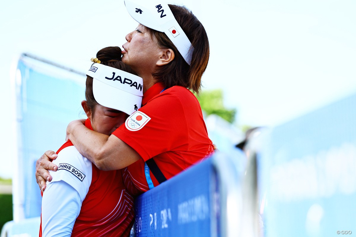 2024年 パリ五輪 最終日 山下美夢有 小林浩美