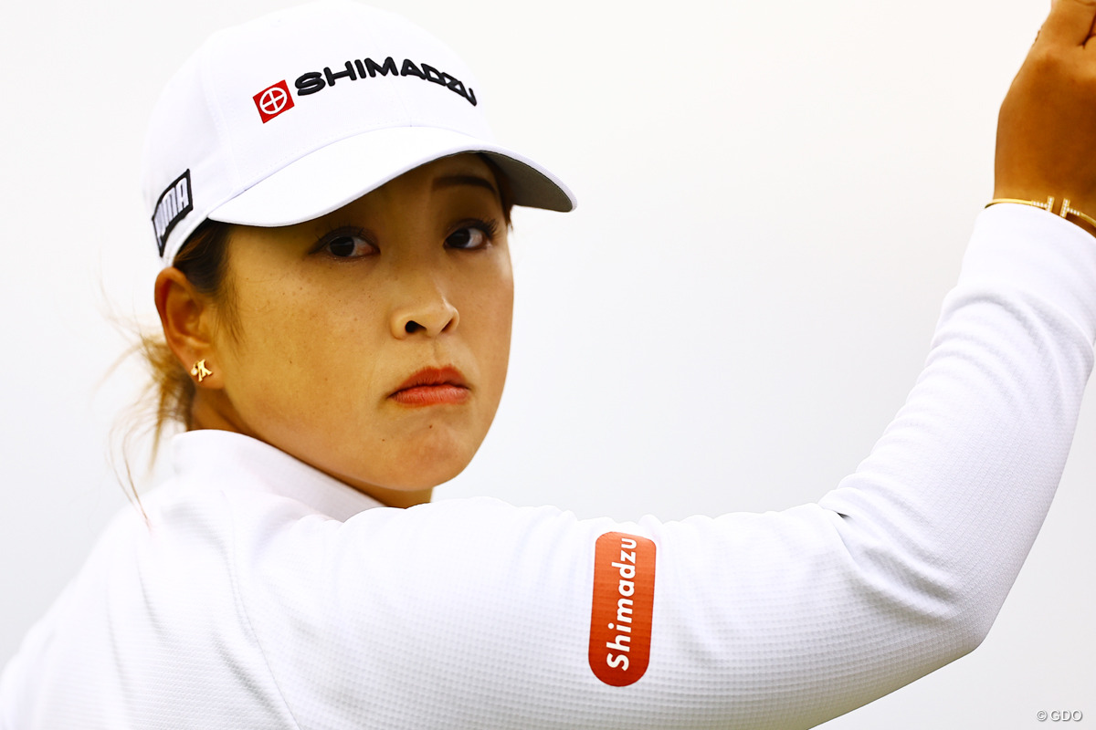 2打差4位の西郷真央はパー発進 渋野日向子は巻き返しへ午後 2打差4位の西郷真央はパー発進 渋野日向子は巻き返しへ午後