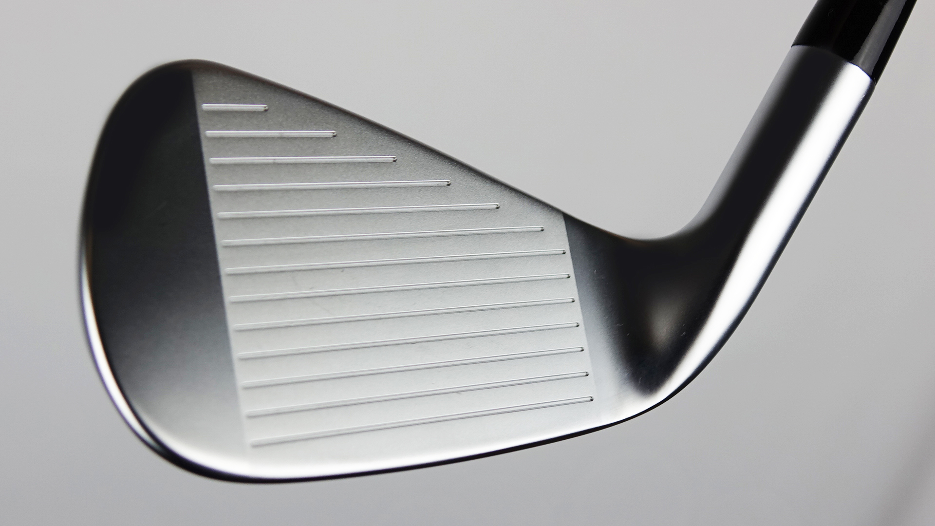 APEX Ai200 アイアンを筒康博が試打「5番から入れたくなる高機能