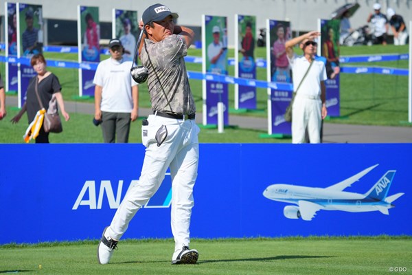 永野竜太郎が首位で週末に進んだ