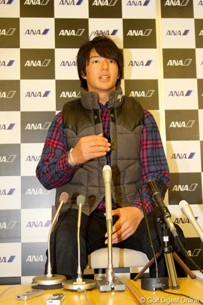 2011年 出国会見 石川遼 「マスターズ」ほか、USPGAツアー5試合に向けて出国した石川遼。日本人ゴルファーの世界的な立場向上を熱く説いていた