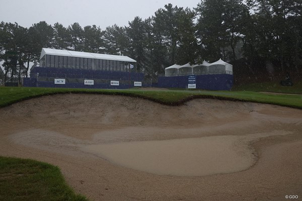 2024年 ACNチャンピオンシップゴルフトーナメント 初日 コース 朝から激しい雨が降り続く