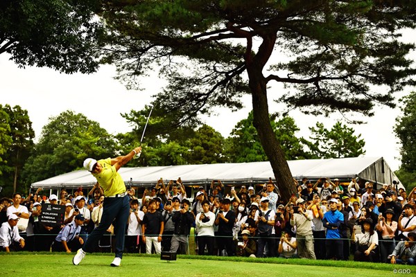 2024年 ZOZOチャンピオンシップ 4日目 松山英樹 巨大テントを背に