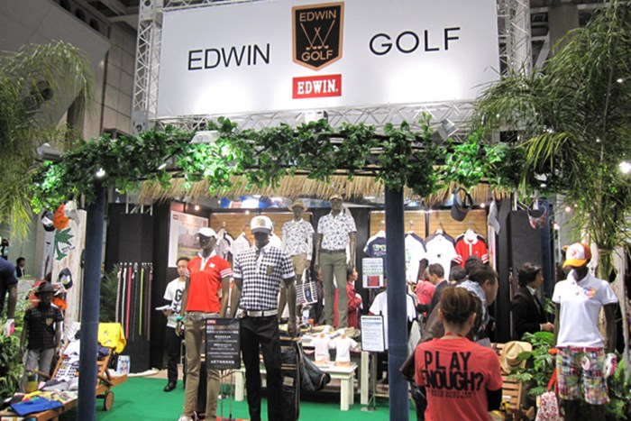 アメリカンテイストなブースのエドウィンゴルフ 女性急増でファッションショーを開催！第45回ジャパンゴルフフェアが開幕 NO.26